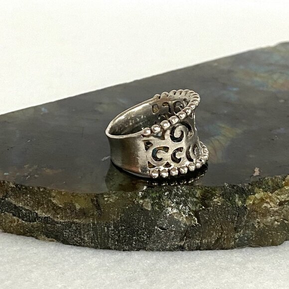 Sterling Silver 925 Curved Pierced Scrollwork 0.5" Wide Band Ring Size 6.5 - Picture 4 of 16
